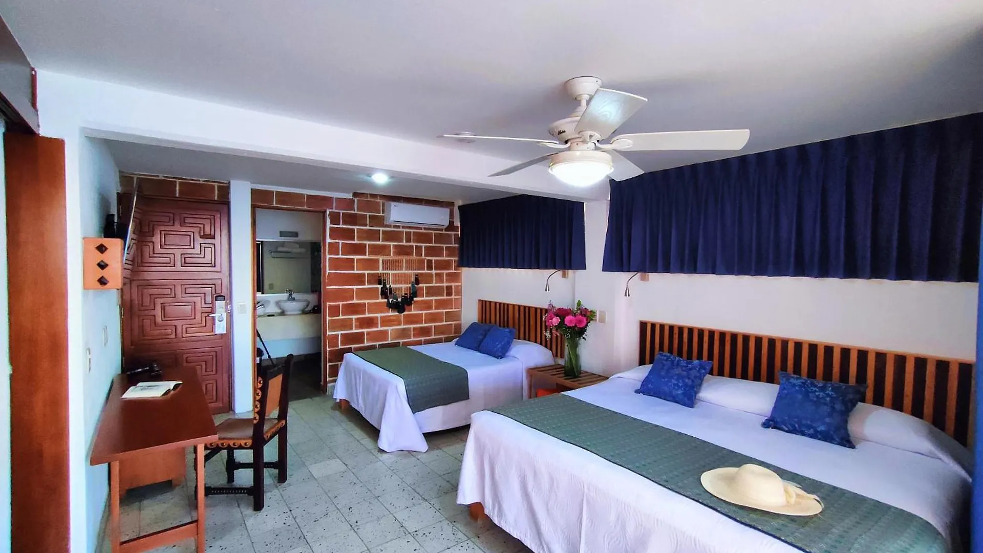 Hotel Rosita Puerto Vallarta